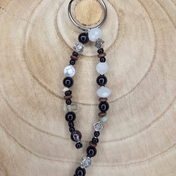 Obsidian, Fluorite, Crackle Quartz & White Howlite Gemstone Keychain - Picture 2 of 4